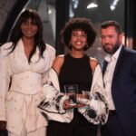 Valerie Ka (CEO Africa Fashion Up), Hawi Midekssa (créatrice) et M. Alexandre Liot (Directeur Général Adjoint en charge des Opérations Galeries Lafayette) à l'édition 2025