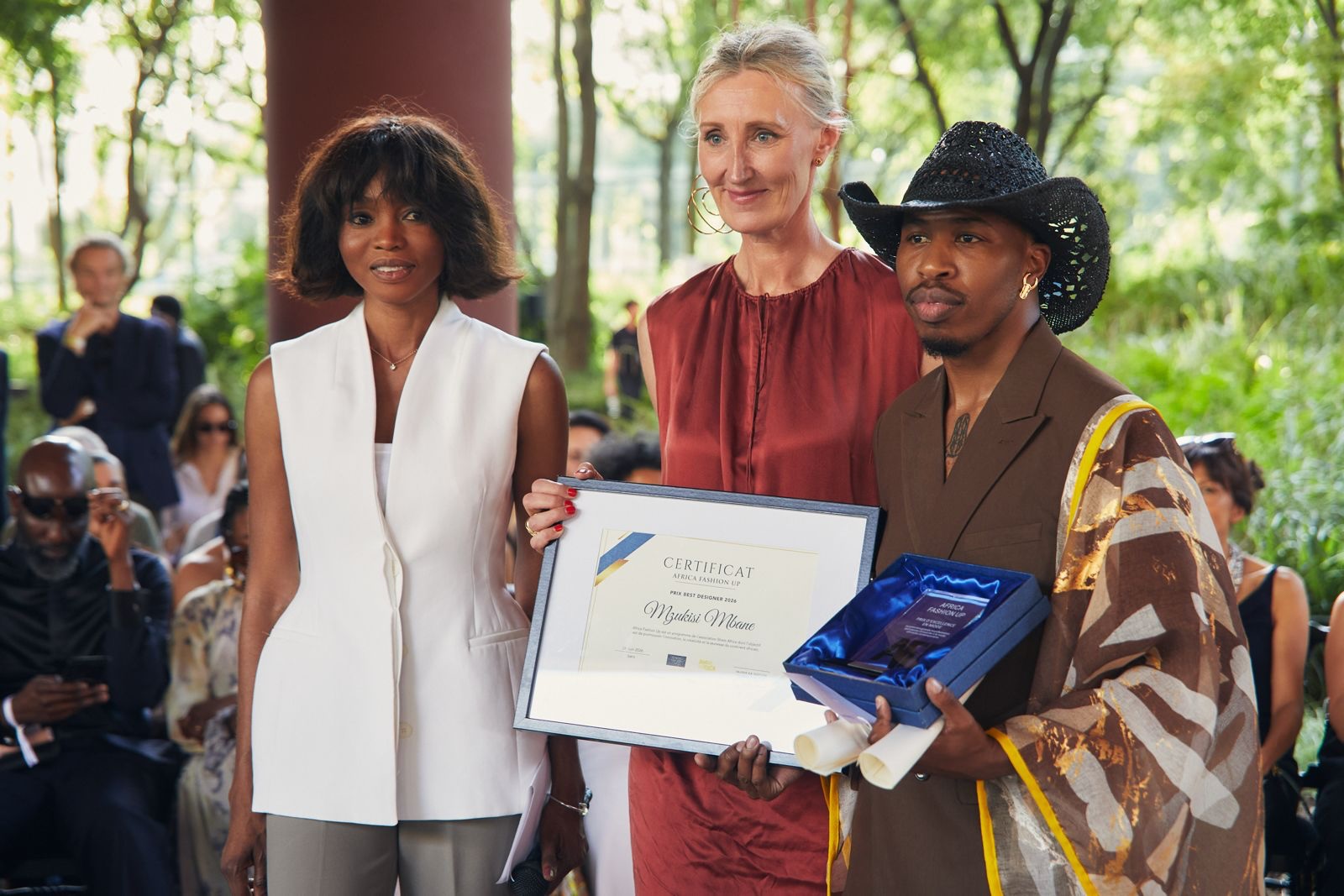 Défilé Africa Fashion Up du 26 juin 2026 - Valérie Ka - Annika Mohr Storfält de Balenciaga et Mzukisi Mbane de Imprint South Africa